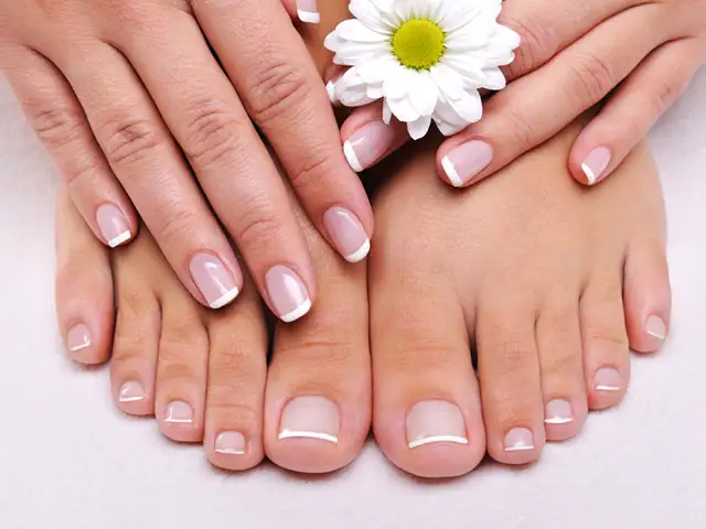 Dazkırı Pedikürcü